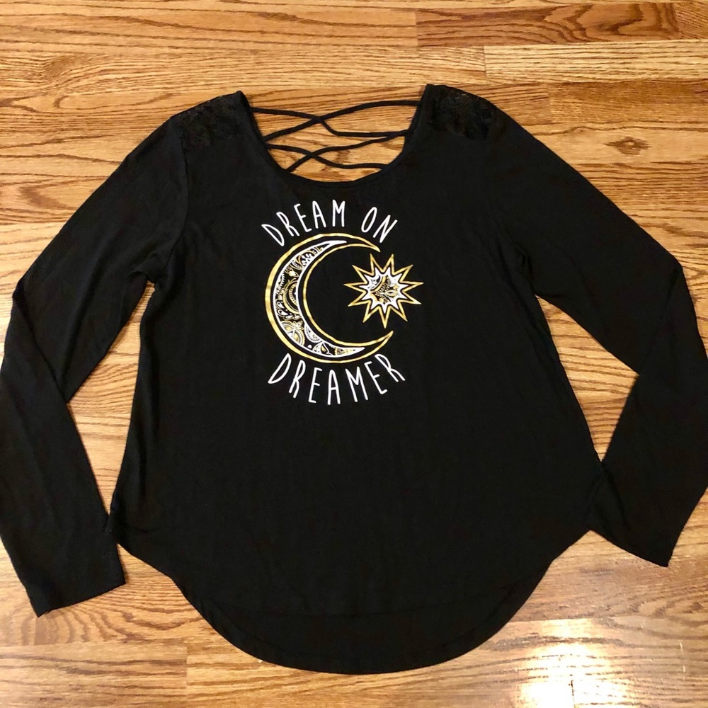 Women’s shirt